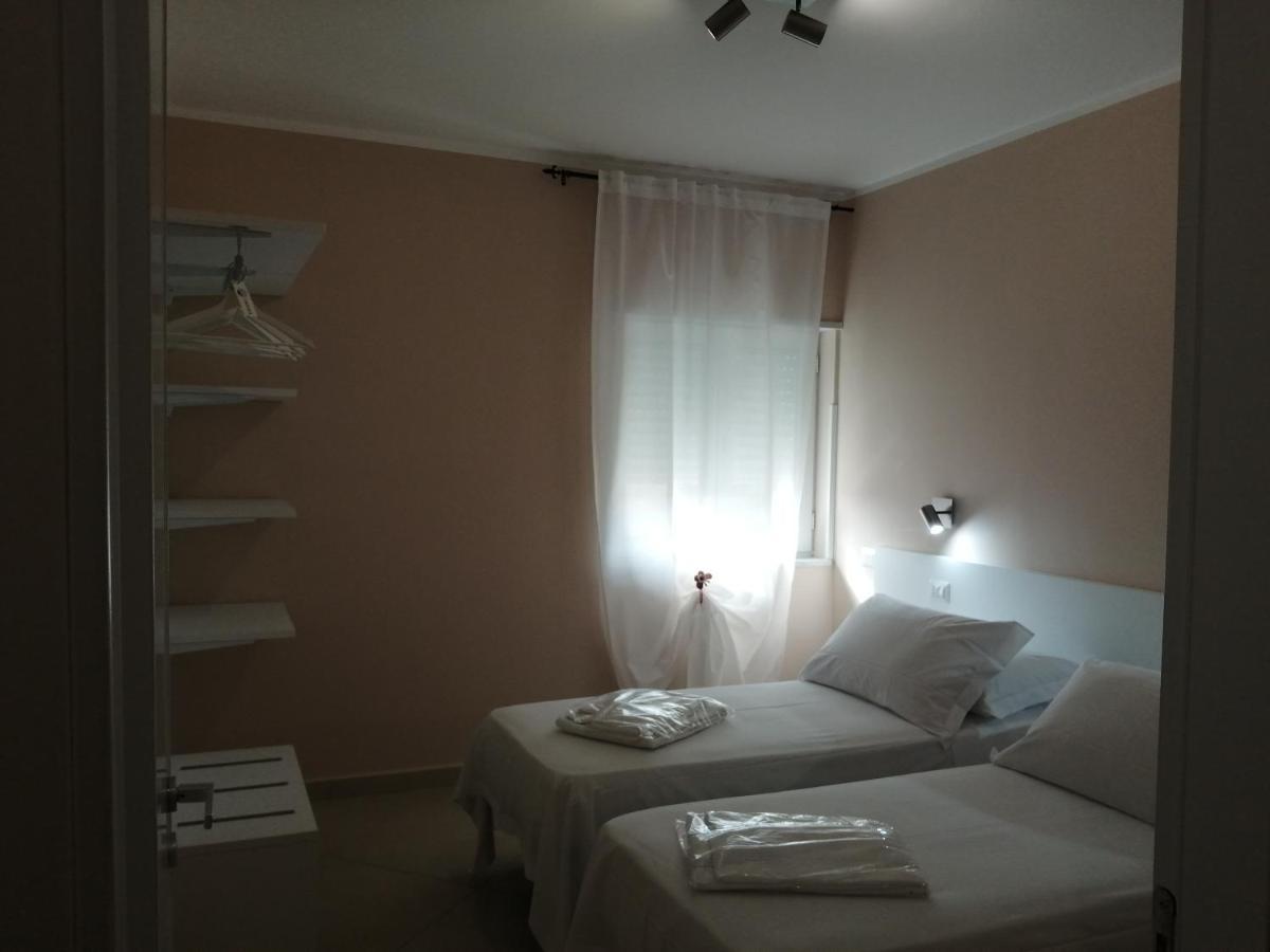 Villa Laura Residence Hotel Apartments & Studios Ascea Exterior foto