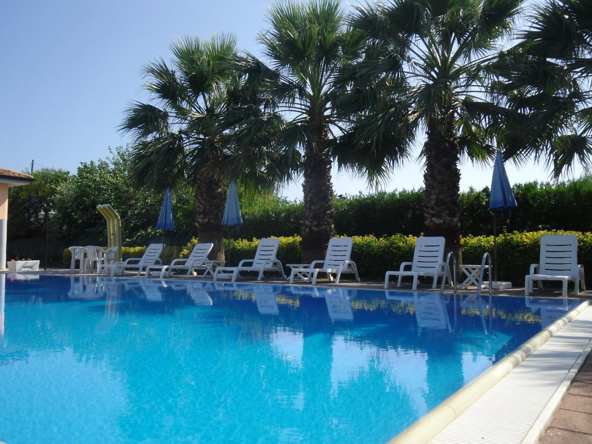 Villa Laura Residence Hotel Apartments & Studios Ascea Exterior foto